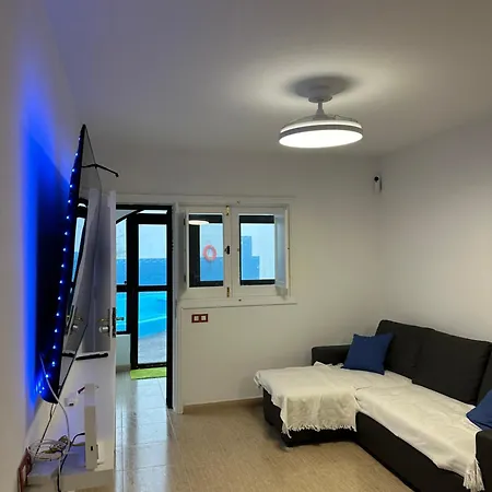 Ocean Breeze Retreat *